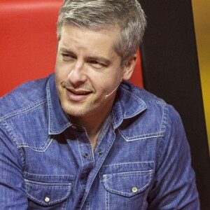 Victor Chaves acrescentou sobre o bloqueio à seguidora: 'Apenas quis fazer um favor, para que você não se dê ao trabalho de aparecer 'sem querer' por aqui novamente'