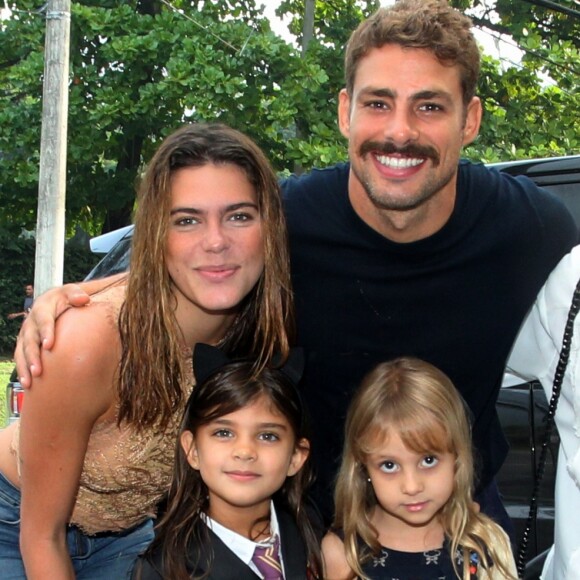 'Hoje eu surfei, mas depois que você é pai surfa muito menos porque você acaba procurando outras opções que você consegue malhar e voltar para casa rápido', explicou Cauã Reymond