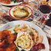 Mariana Goldfarb compartilhou o registro de seu jantar na Itália com Cauã Reymond no Instagram