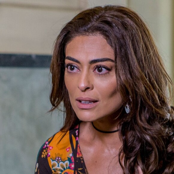 Bibi (Juliana Paes) tenta convencer Aurora (Elizângela) a receber a sua ajuda na novela 'A Força do Querer'