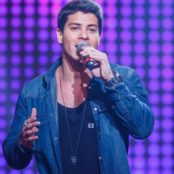 'Surgiu você para quebrar todos os meus preconceitos, fazer tudo diferente do que eu disse que nunca faria', disse Mayra Cardi sobre Arthur Aguiar
