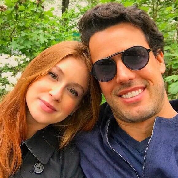 Marina Ruy Barbosa e Xandinho Negrão vão se casar em outubro