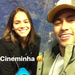 Neymar alegou ser amigo de Bruna Marquezine ao anunciar término do namoro: 'Nós estamos separados. É uma decisão de ambas as partes. É uma menina que eu admiro, que eu torço muito pela felicidade, não só profissional, como na vida pessoal'