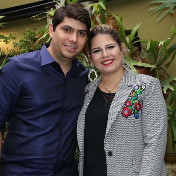 Marília Mendonça é noiva de Yugnir Ângelo desde o último Natal