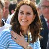 Kate Middleton usou relógio Cartier e brincos Oscar de la Renta