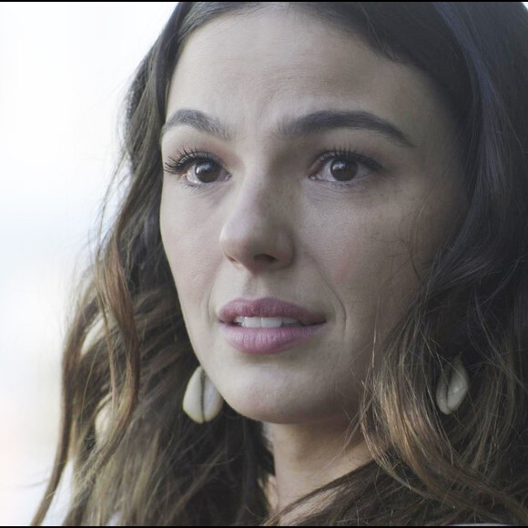 Ritinha (Isis Valverde) é desmascarada por Cibele (Bruna Linzmeyer), na novela 'A Força do Querer'