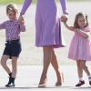 Princesa Charlotte e seu irmão, George, ornaram a cor de seus looks com o de sua mãe, Kate Middleton