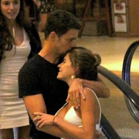 Cauã Reymond não descarta ter outra filha mulher com Mariana Goldfarb: 'Não tenho preferência nenhuma neste caso'