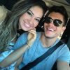Arthur Aguiar e Mayra Cardi comemoram um mês de namoro nesta terça-feira, 25 de julho de 2017