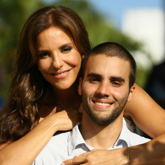 Ivete Sangalo está curtindo momentos românticos ao lado do marido, o nutricionista Daniel Cady