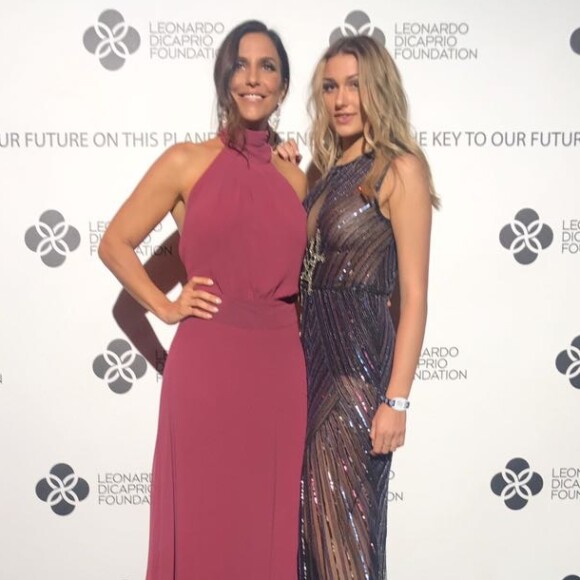 Ivete Sangalo e Sasha Meneghel escolheram vestidos Le Lis Blanc para o evento de gala promovido pela fundação do ator Leonardo DiCaprio, em Saint-Tropez, nesta quarta-feira, 26 de julho de 2017