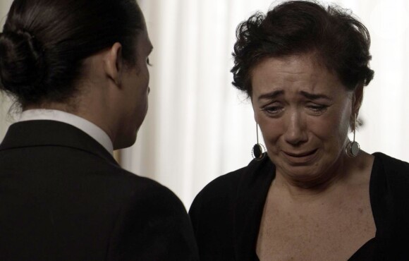 Silvana (Lilia Cabral) se desespera por perder Eurico (Humberto Martins), na novela 'A Força do Querer'