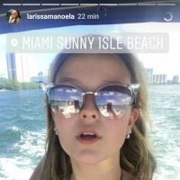 De biquíni, Larissa Manoela curte passeio de iate em Miami: 'Dia gostoso'. Vídeo
