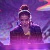 Anitta atacou de DJ em evento e agitou famosos convidados