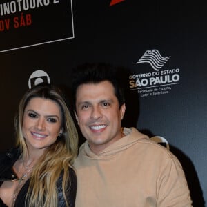 Ceará e a mulher, Mirella Santos, adoram compartilhar momentos com a pequena em suas redes sociais