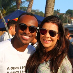 Thiaguinho é casado com Fernanda Souza