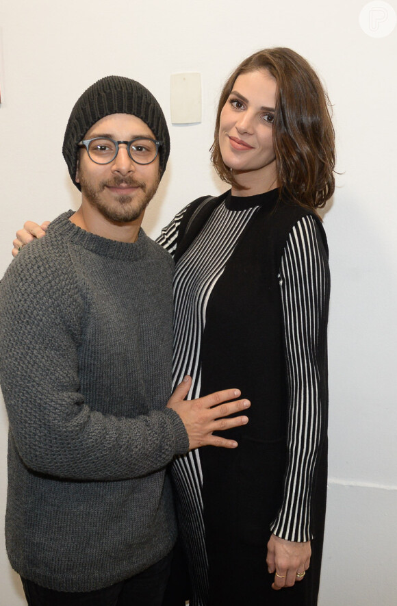 Junior Lima mostrou a barriga de gravidez da mulher, Monica Benini, em foto publicada no Instagram da modelo no domingo, 6 de agosto de 2017