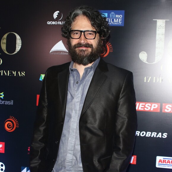 Caco Ciocler prestigia o filme 'João, O Maestro', longa dirigido pelo marido de Alinne Moraes, Mauro Lima, em São Paulo, na noite desta segunda-feira, 7 de agosto de 2017