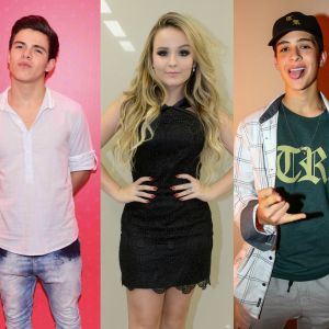Namorando Thomaz Costa, Larissa Manoela é clicada com o ex, João Guilherme na noite de segunda-feira, 07 de agosto de 2017