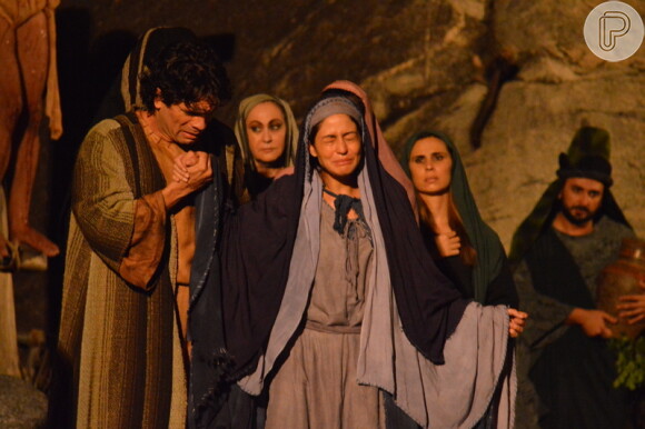 Carol Castro interpreta Maria em 'Paixão de Cristo de Nova Jerusalém'