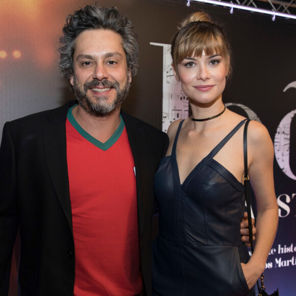 Alinne Moraes está no elenco de 'João, o Maestro'. No filme, ela vive Carmem Valio, mulher do músico brasileiro João Carlos Martins, interpretado por Alexandre Nero