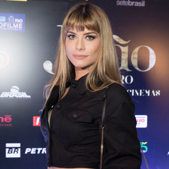 Alinne Moraes participou da pré-estreia do filme 'João, o Maestro', em São Paulo, na última segunda-feira, 7 de agosto de 2017