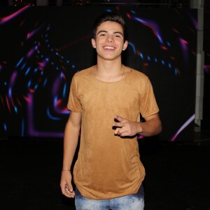 Thomaz Costa falou sobre o término do namoro com Larissa Manoela nesta quarta-feira, 9 de agosto de 2017