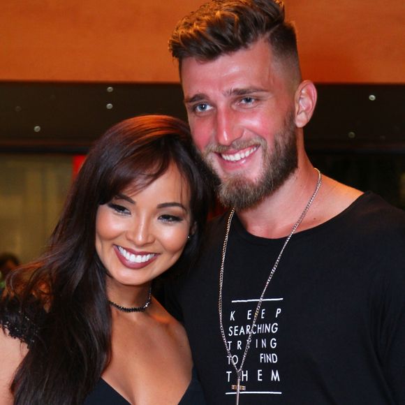 Carol Nakamura e o jogador de futebol Aislan Lotici se separam