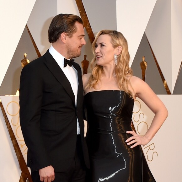 Leonardo DiCaprio e Kate Winslet viveram um casal em 'Titanic' e, desde então, os fãs torcem pelo relacionamento dos dois
