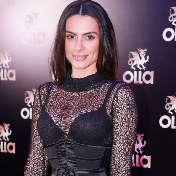 'É isso que eu admiro muito na Cleo. Ela quer fazer, vai lá e faz. Quer fumar, deixa fumar', declara Fiuk