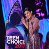 Vanessa Hudgens foi homenageada no Teen Choice Awards 2017, prêmio que elege por voto popular os melhores da música, TV, internet e cinema, no Galen Center, em Los Angeles, na noite deste domingo, 13 de agosto de 2017