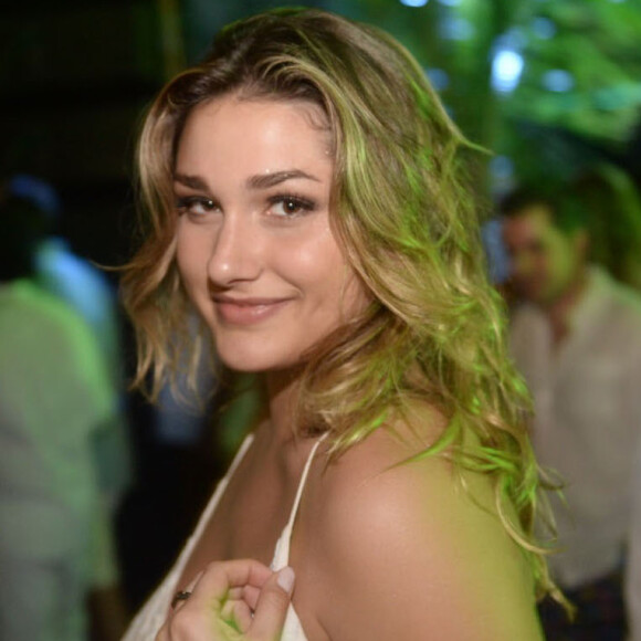 Sasha Meneghel, de biquíni, exibe boa forma na Espanha após dieta em foto publicada nesta segunda-feira, dia 14 de agosto de 2017