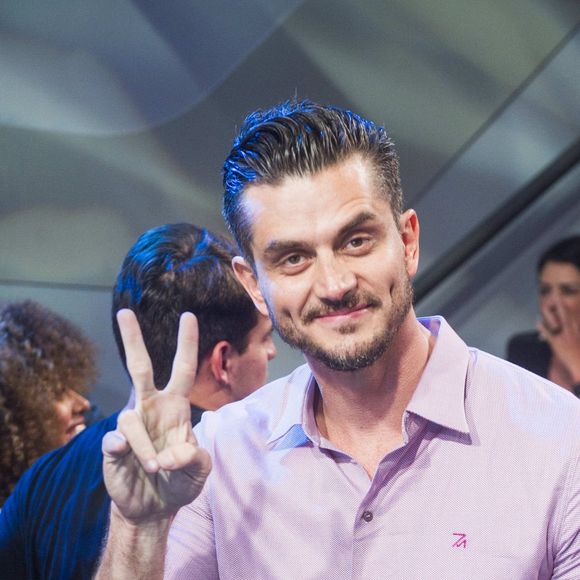 Marcos Härter, do 'BBB17', assinou contrato e estará na nova temporada de 'A Fazenda'