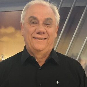 Marcelo Rezende foi diagonisticado com câncer no pâncreas e no fígado e voltou a falar da doença: 'Cada momento que estou vivendo é um desafio. Tem horas que estou bem, tem horas que estou mal. Mas quando estou mal, coloco a minha cabeça em Deus'