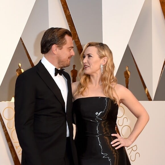 Leonardo DiCaprio e Kate Winslet foram fotografados juntos aumentando os rumores de namoro