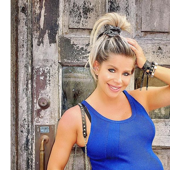 Karina Bacchi contou que utilizou um banco de doadores internacional