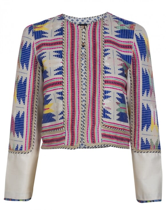 A jaqueta colorida e étnica usada por Fernanda Lima pertence à grife Bo.bô e custa R$ 2.198