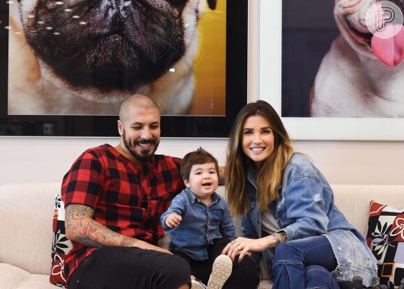 Casada com o ex-BBB Fernando Medeiros, Aline Gotschalg é mãe do pequeno Lucca, de 1 ano