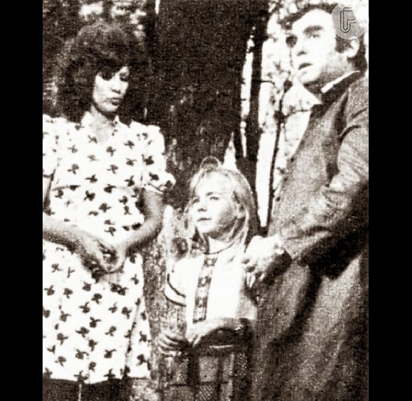 Patricia Ayres ao lado de Elias Gleizer e Rosa Maria Seabra na novela 'Rosa dos Ventos' (1973), de Teixeira Filho, na TV Tupi