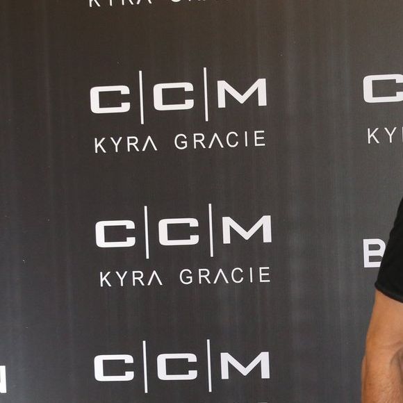 Malvino Salvador e Kyra Gracie estão juntos há três anos