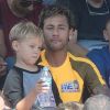 Neymar fala da diversão com Davi Lucca, que completa 6 anos dia 24 de agosto de 2017: 'Brincamos muito e isso é uma das coisas que mais me deixa feliz'