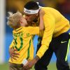 Atacante da seleção brasileira pretende passar a Davi Lucca os ensinamentos recebido de seus pais