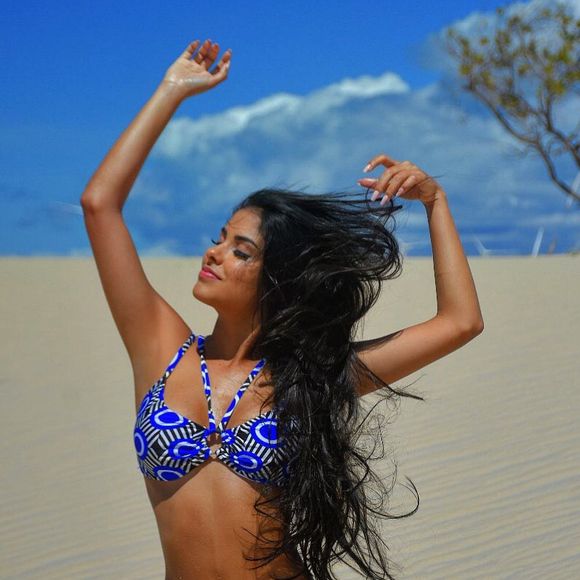 'Não consigo seguir dieta à risca, mas tento manter a alimentação saudável e balanceada', explicou a ex-BBB Munik Nunes