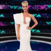 Katy Perry surgiu elegante com um vestido Stephane Rolland outono 2017 no MTV Video Music Awards, realizado na Califórnia neste domingo, 27 de agosto de 2017