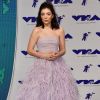 A cantora Lorde surgiu com um visual princesa no MTV Video Music Awards, realizado na Califórnia neste domingo, 27 de agosto de 2017