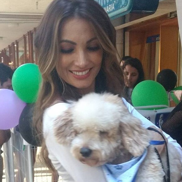 Patricia Poeta aprovou sugestão de fãs para nome de cãozinho adotado: 'Marley'