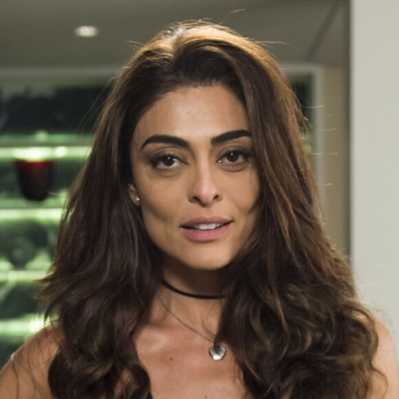 Estampas florais também faziam parte do figurino da 'antiga' Bibi (Juliana Paes)