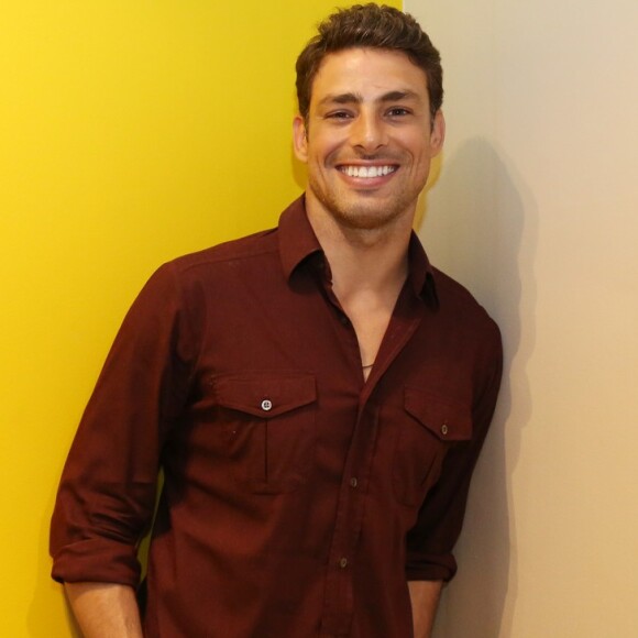 Cauã Reymond disse que ficou sem reação com o assédio