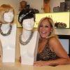 Susana Vieira em campanha de doação de perucas no lançamento da coleção de Dia das Mães da Fiszpan