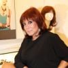 Susana Vieira usa cabelos ruivos em campanha de doação de perucas no lançamento da coleção de Dia das Mães da marca Fiszpan